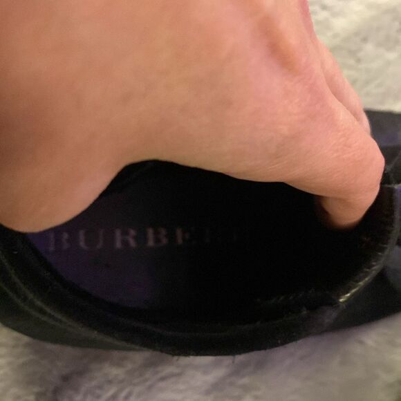 Burberry leather ( shearling inside) sneakers, size 7 - Picture 7 of 9